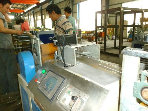 廣東客戶微噴帶生產線驗收現（xiàn）場